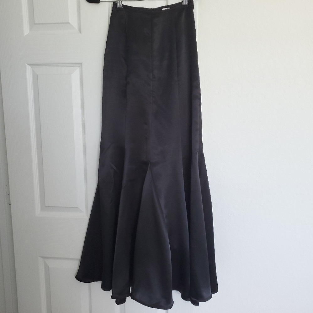 Cache Formal Black Satin Maxi Skirt Sz 2
